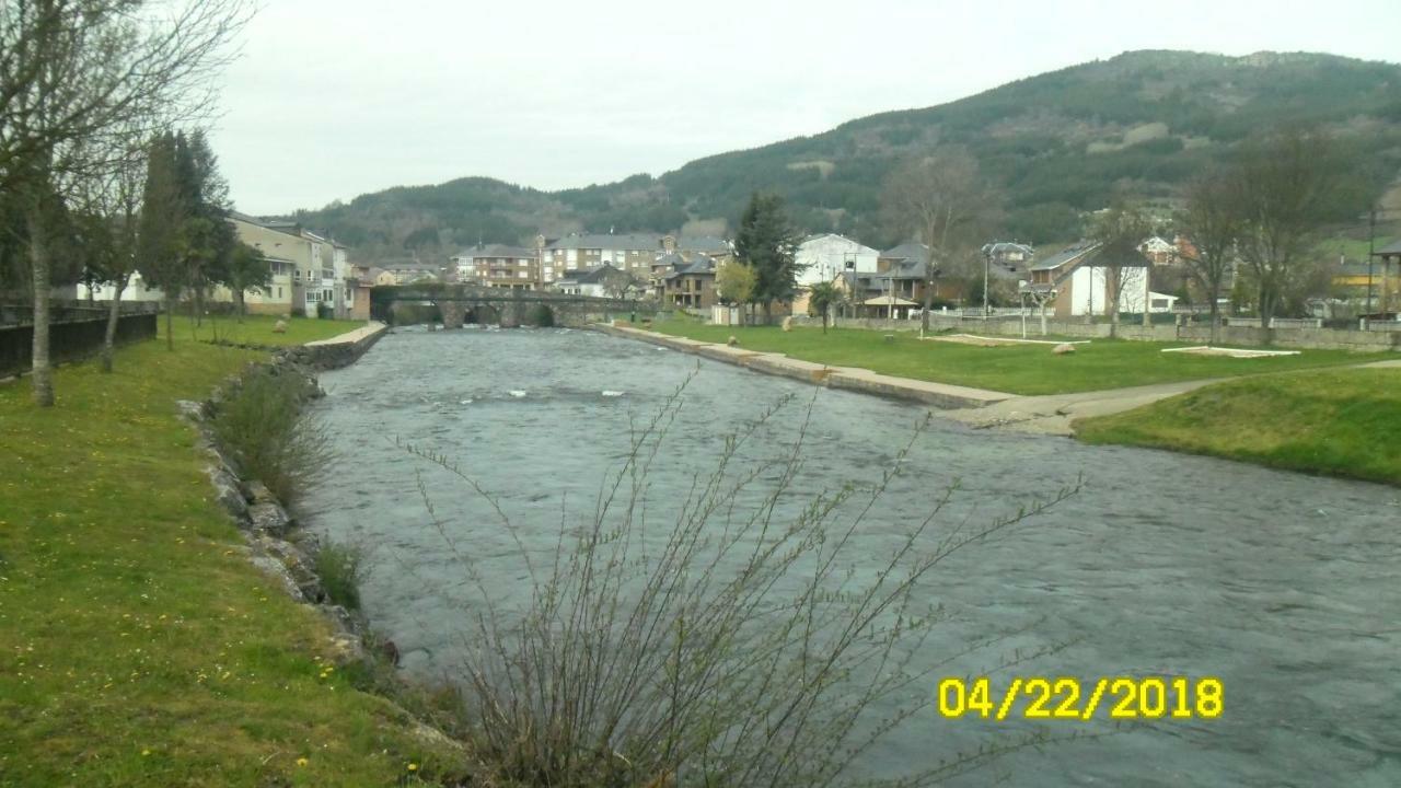 Casa Los Ancares Vega De Espinareda Luaran gambar