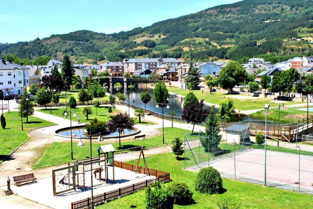 Casa Los Ancares Vega De Espinareda Luaran gambar